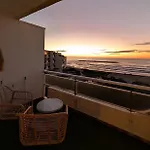 Plein Sud Le Ciel Le Soleil Et La